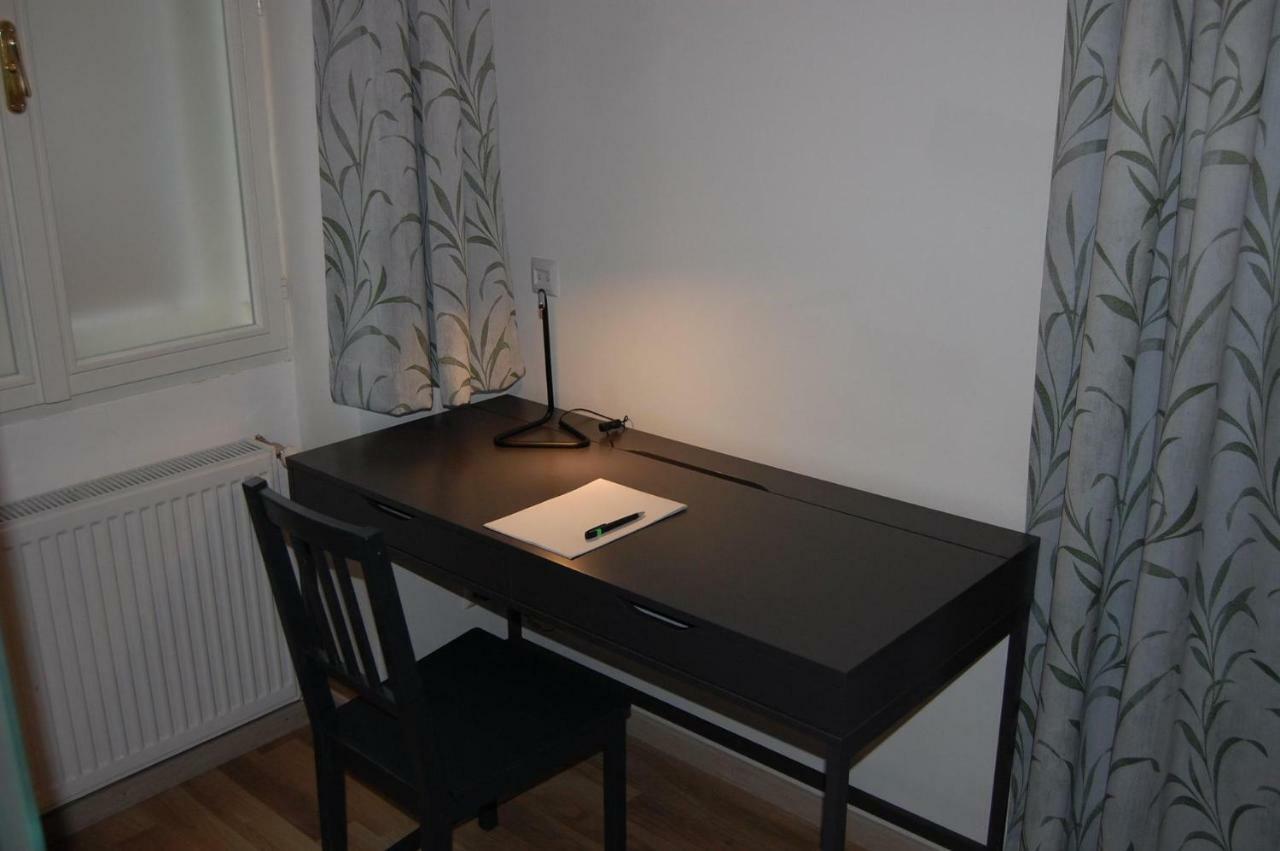 Wiener Ferienwohnung Esterno foto