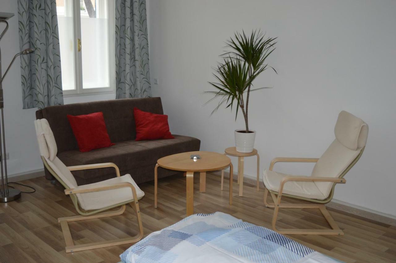 Wiener Ferienwohnung Esterno foto