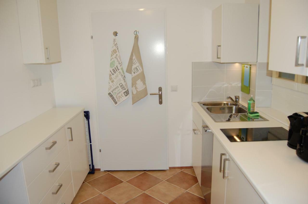 Wiener Ferienwohnung Esterno foto