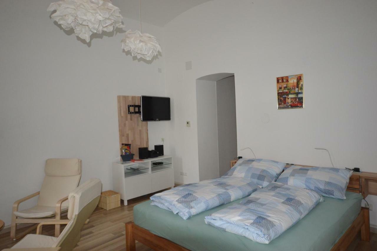 Wiener Ferienwohnung Esterno foto